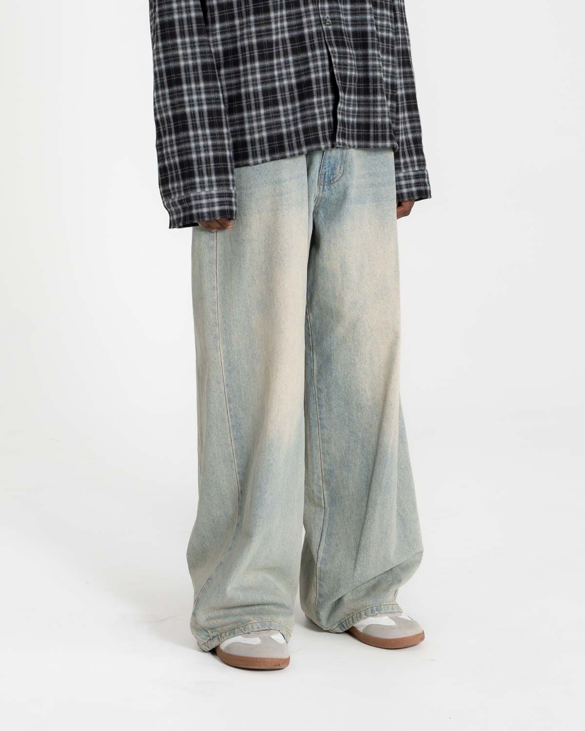 Extra baggy Denim Jeans Light blue vintage wash